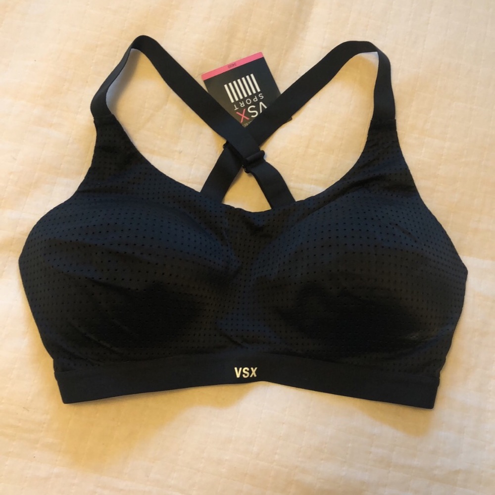 Victoria’s Secret VSX Medium Support Sports Bra